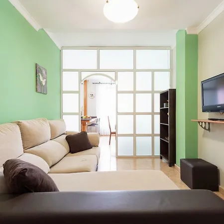 Spacious 3br 5 Min Walk To Las Canteras - Parking *