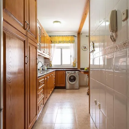 Spacious 3br 5 Min Walk To Las Canteras - Parking Holiday home Las Palmas de Gran Canaria