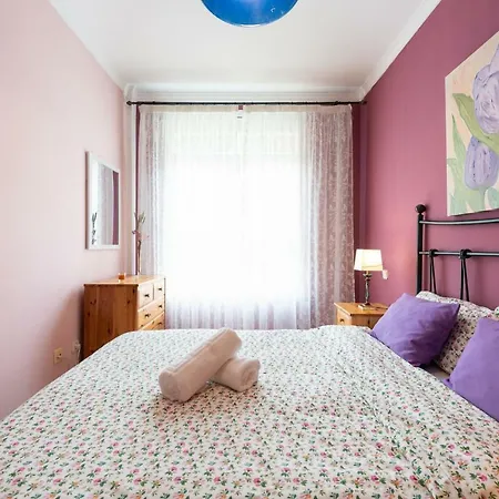 Spacious 3br 5 Min Walk To Las Canteras - Parking