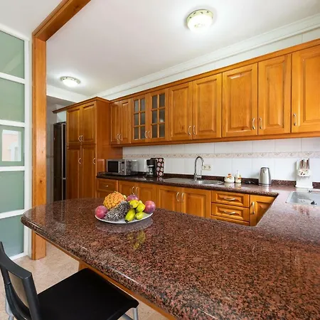 Сasa de vacaciones Spacious 3br 5 Min Walk To Las Canteras - Parking *